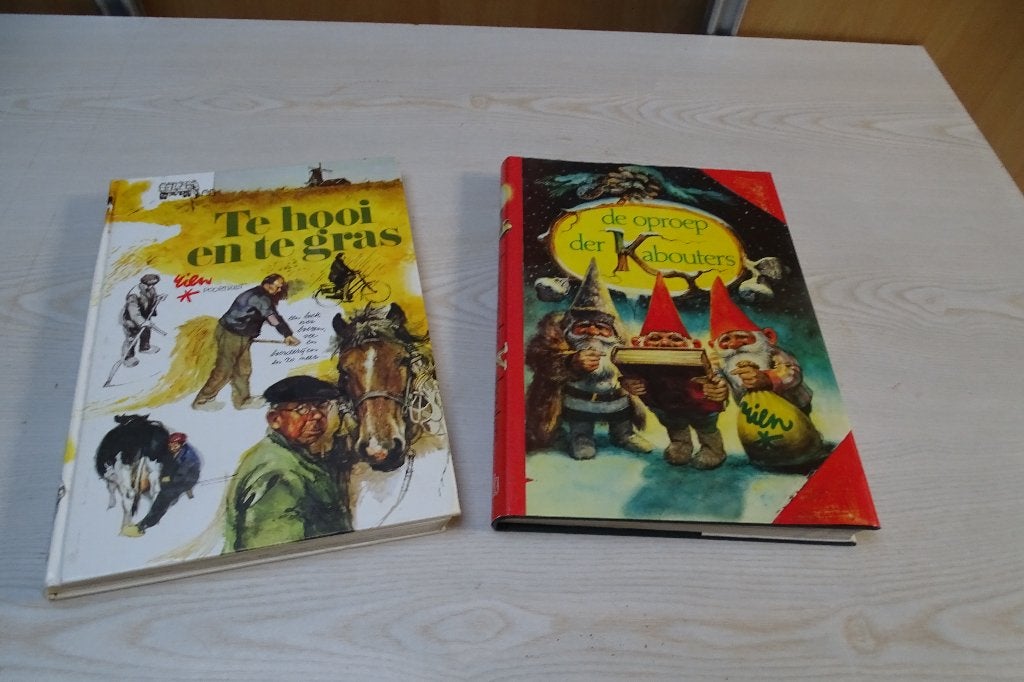 2 boeken Rien Poortvliet, Boeken, Prentenboeken en Plaatjesalbums, Ophalen of Verzenden, Gelezen, Rien Poortvliet, Prentenboek