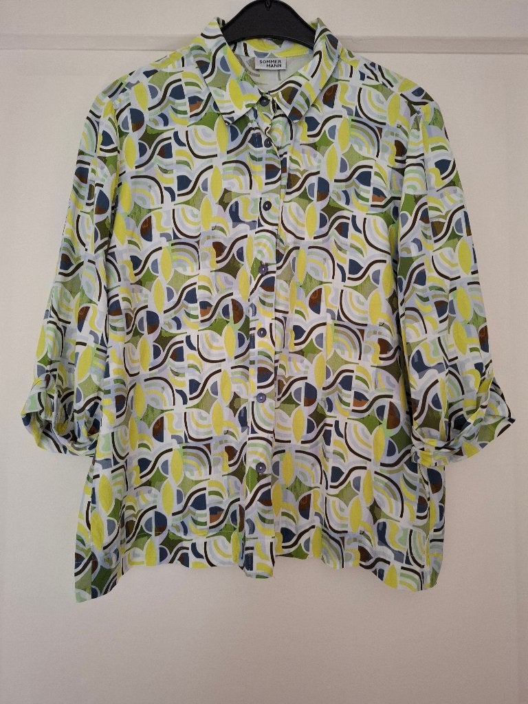 Mooie meerkleurige blouse met grafische print, Kleding | Dames, Sommermann, Ophalen of Verzenden, Zo goed als nieuw, Maat 42/44 (L)