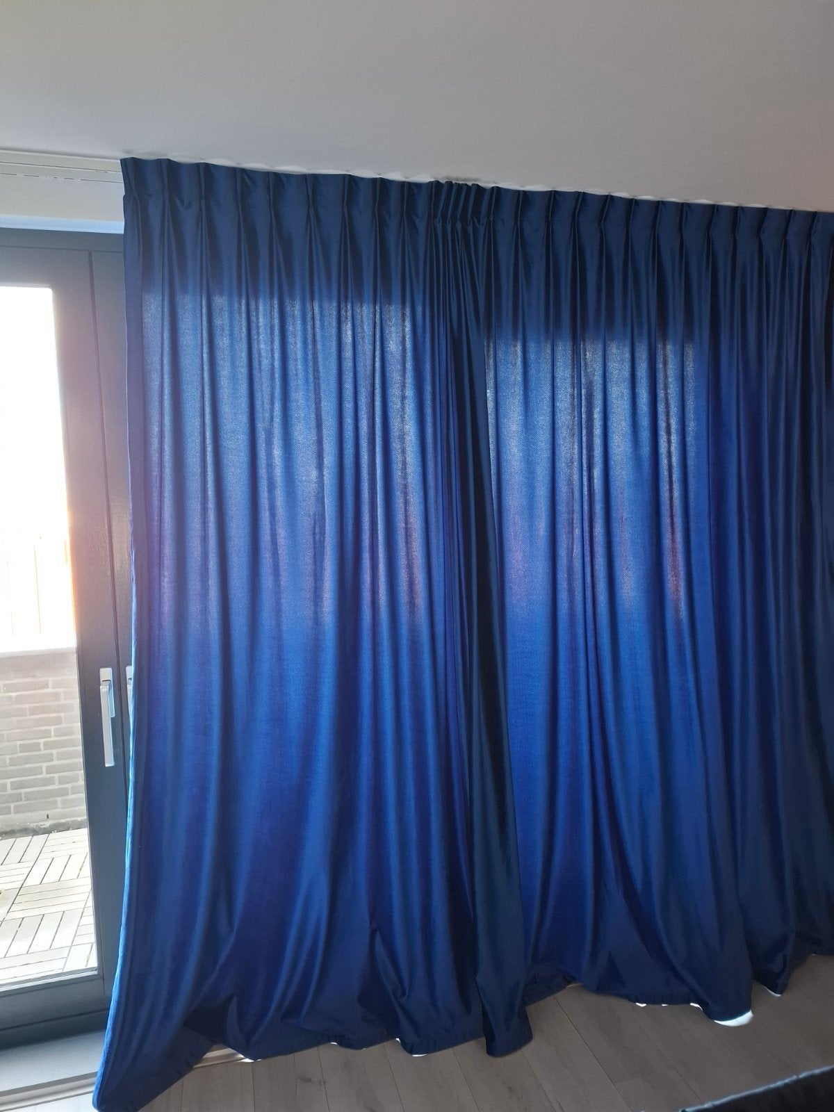 Velours koningsblauwe gordijnen met vlinderplooi, Huis en Inrichting, Ophalen, Blauw, Fluweel, Isolerend