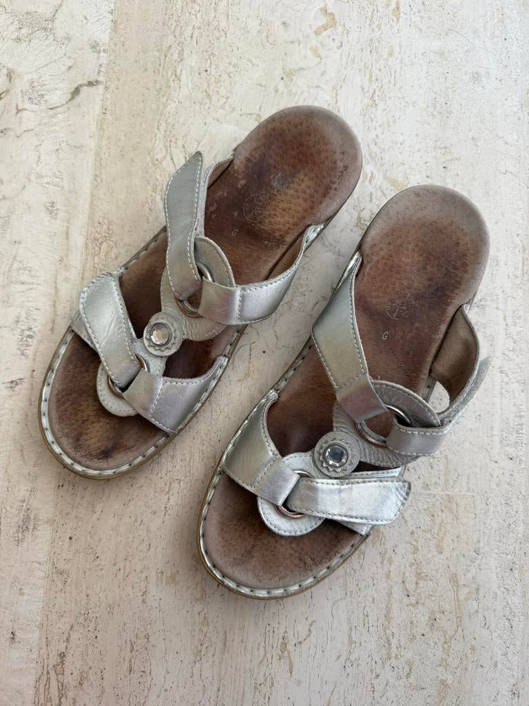 Ara leren slippers wit/zilver met steen - Maat 41, Ophalen of Verzenden, Gebruikt, Overige typen