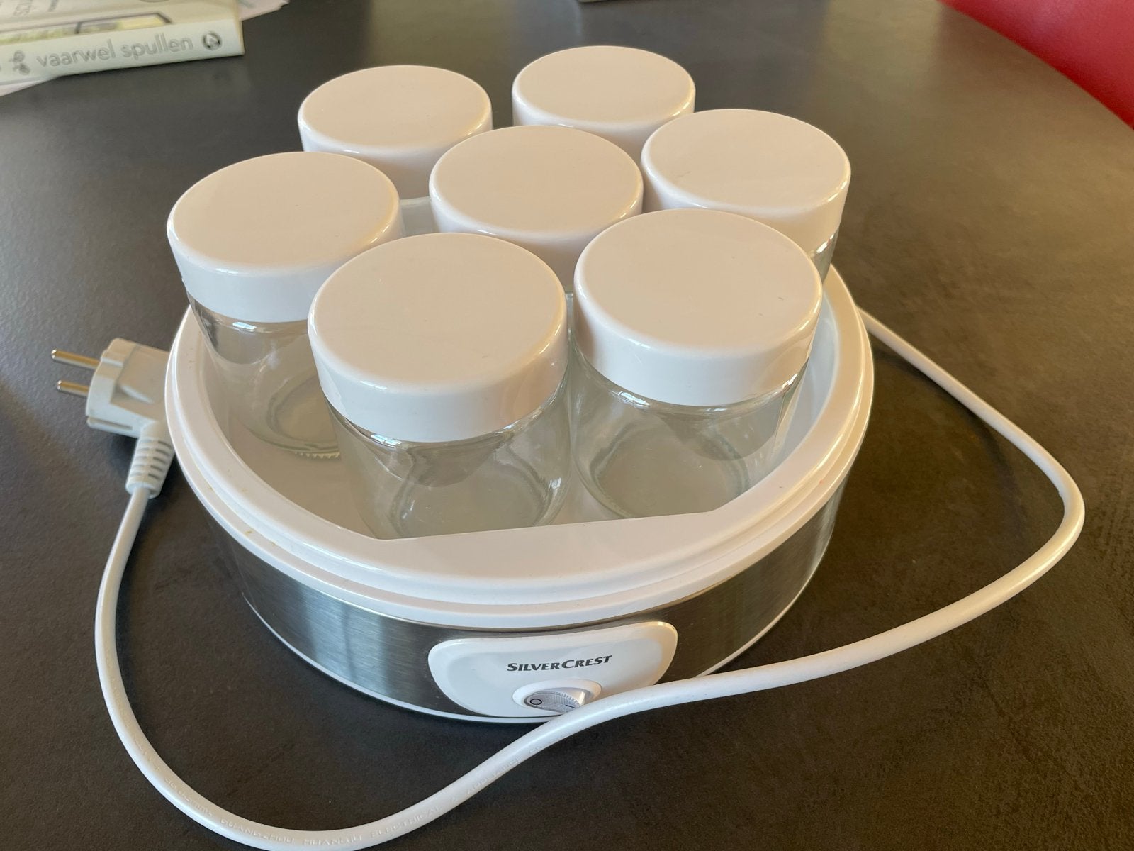 SilverCrest Yoghurtmaker met 7 potjes en startercultuur, Ophalen, 1 tot 2 liter, Zo goed als nieuw, Vaatwasserbestendig