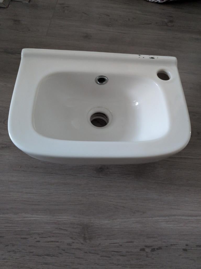 Sphinx fonteintje voor toilet of kleine ruimte, Ophalen of Verzenden, Gebruikt, Wastafel