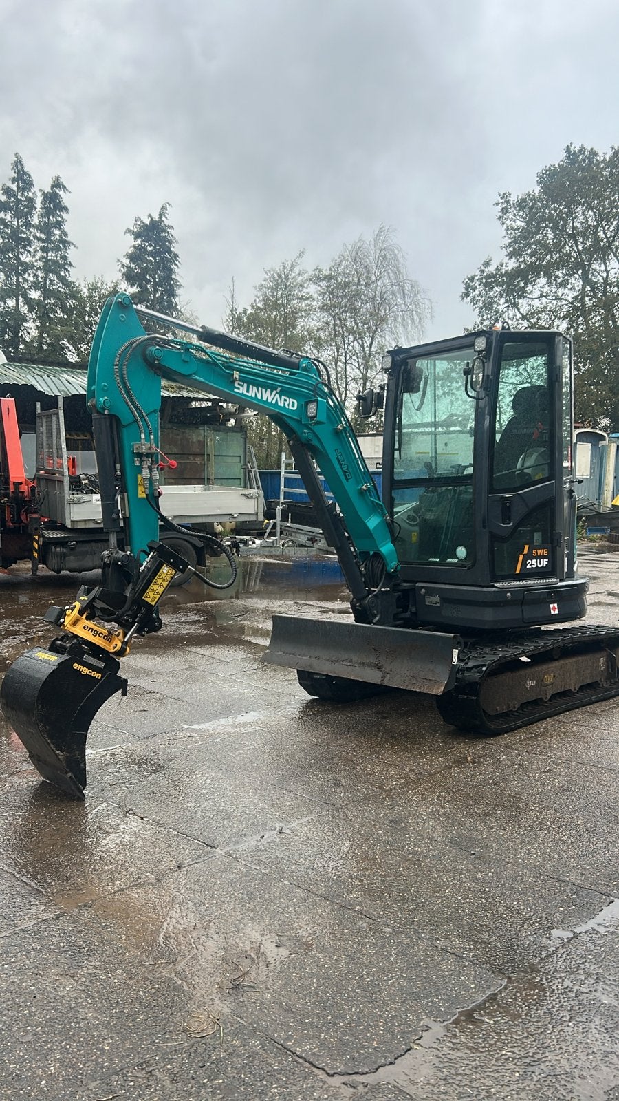 Sunward SWE 25UF Minigraafmachine - Compact en Krachtig, Ophalen, Graafmachine
