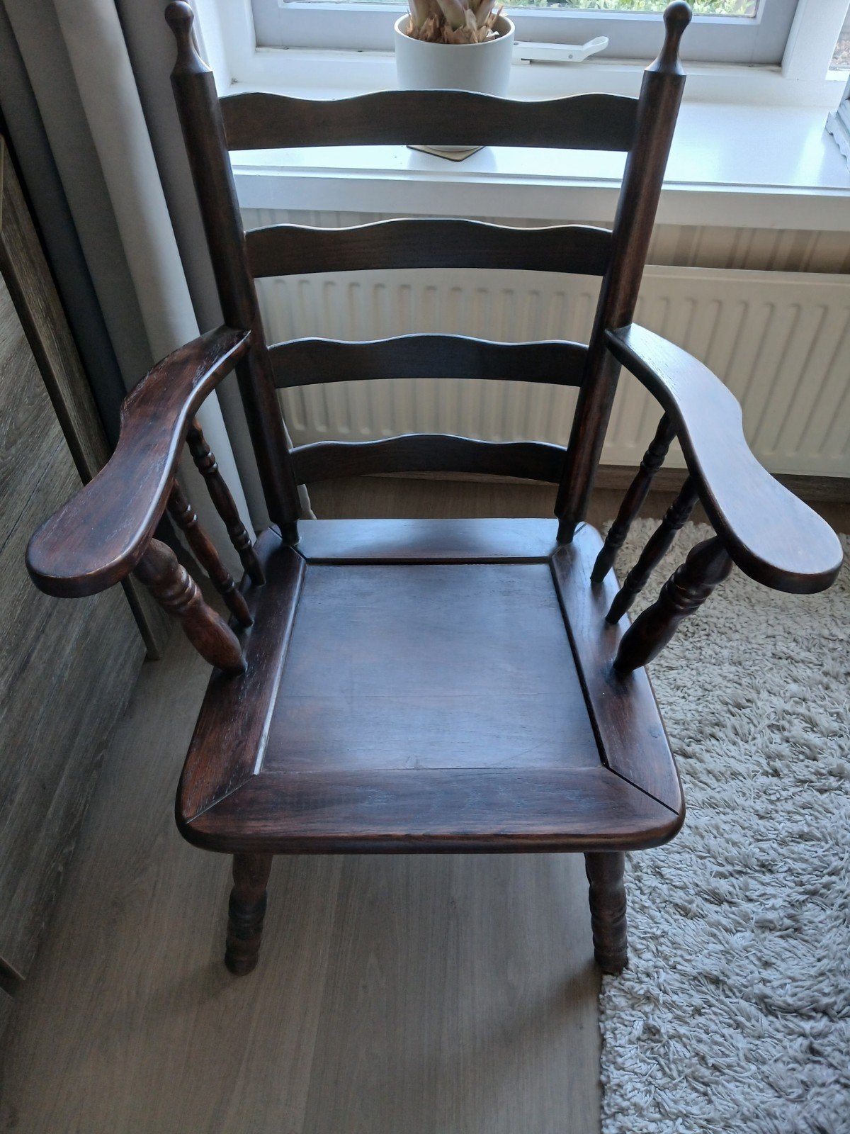 Vintage eiken stoeltje, Ophalen