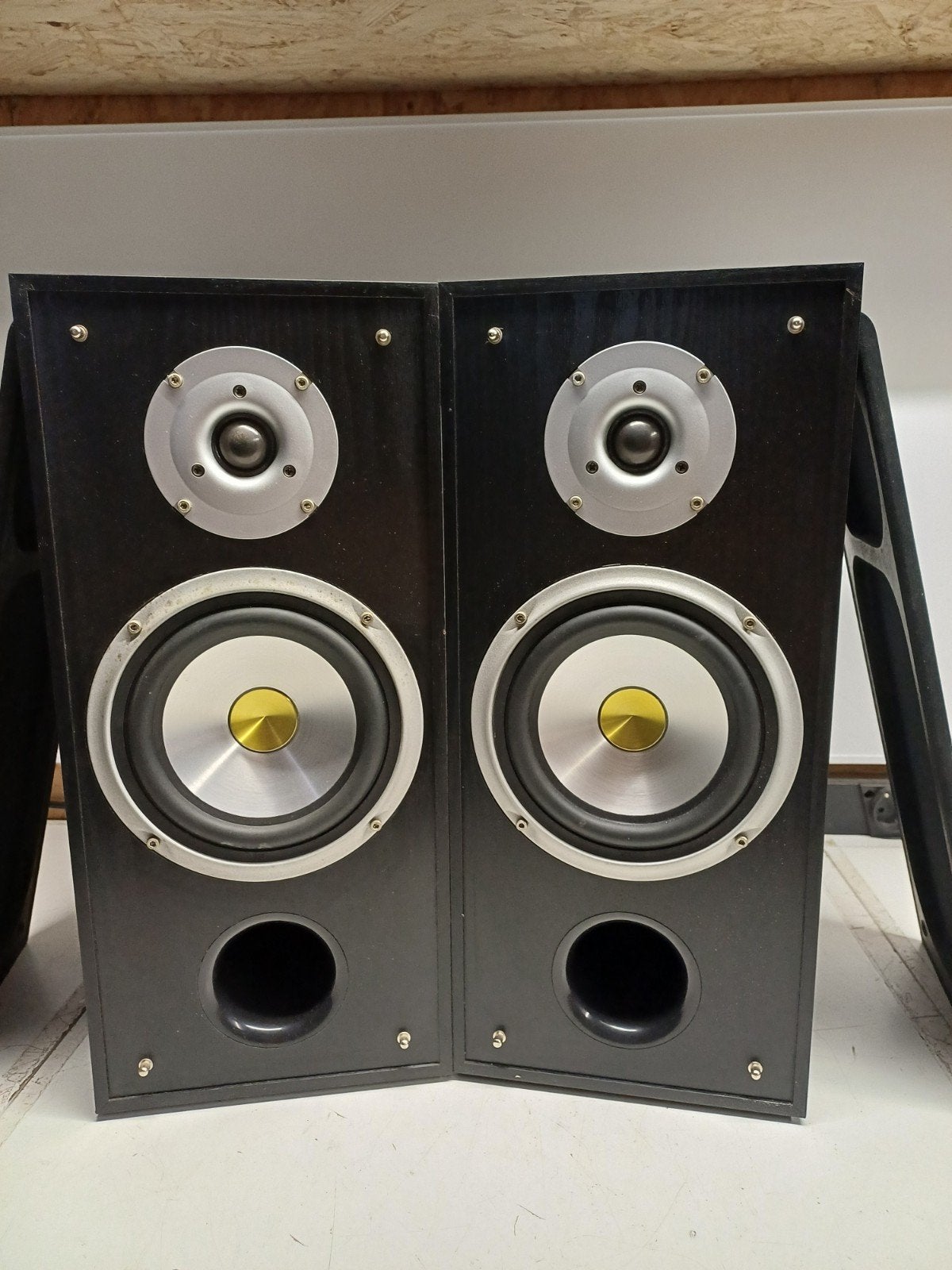 Koda AV737T Luidsprekers - 100W, 8 Ohm, Goede Staat