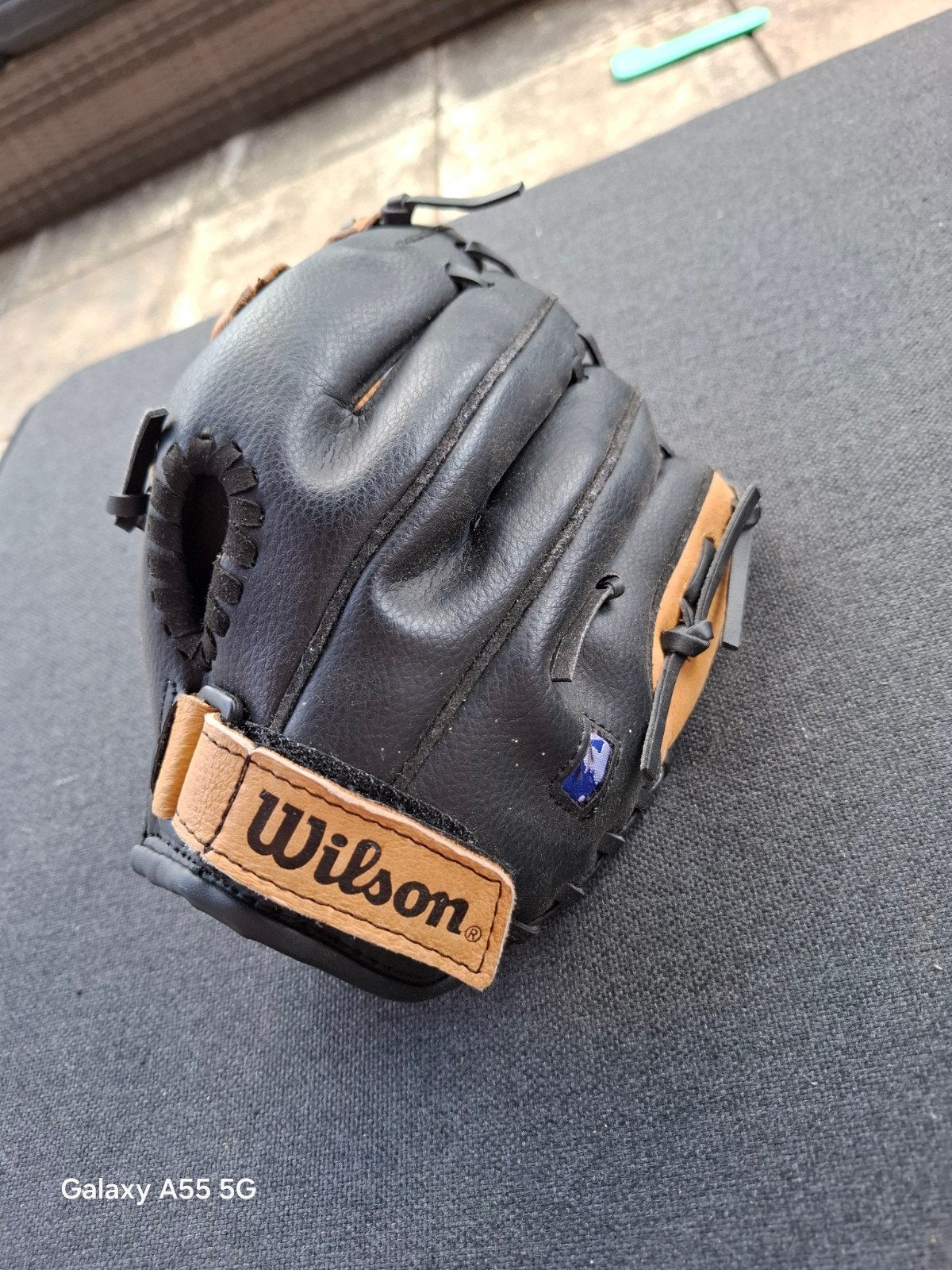 Wilson T-Ball Honkbalhandschoen - Zo goed als nieuw 9 inch, Ophalen of Verzenden, Wilson, Nvt, Nvt
