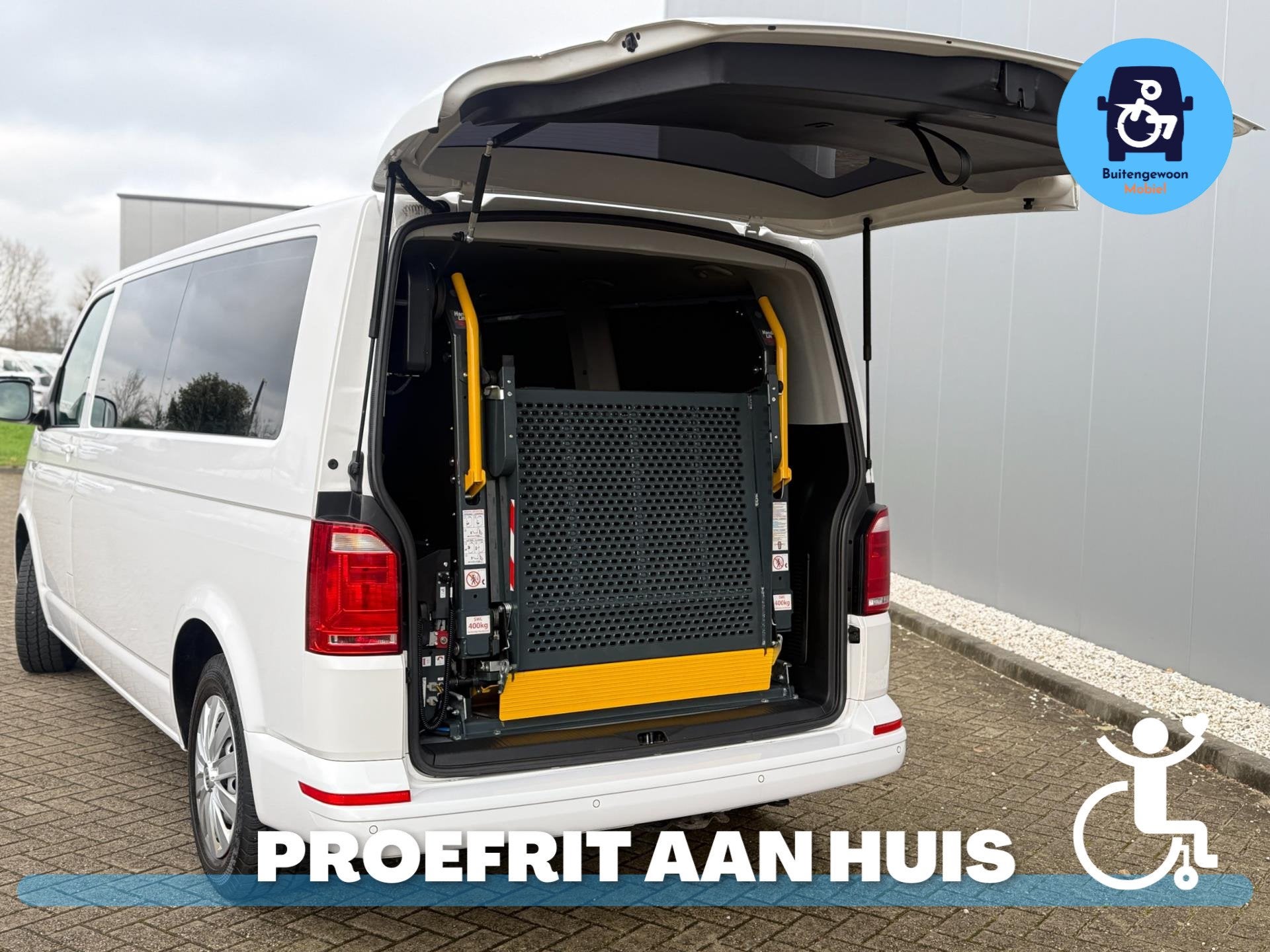 Volkswagen Transporter Caravelle Rolstoelbus Zelfrijder Hand, Auto's, Bestelauto's, 12 maanden, Zwart, 4 cilinders, Wit