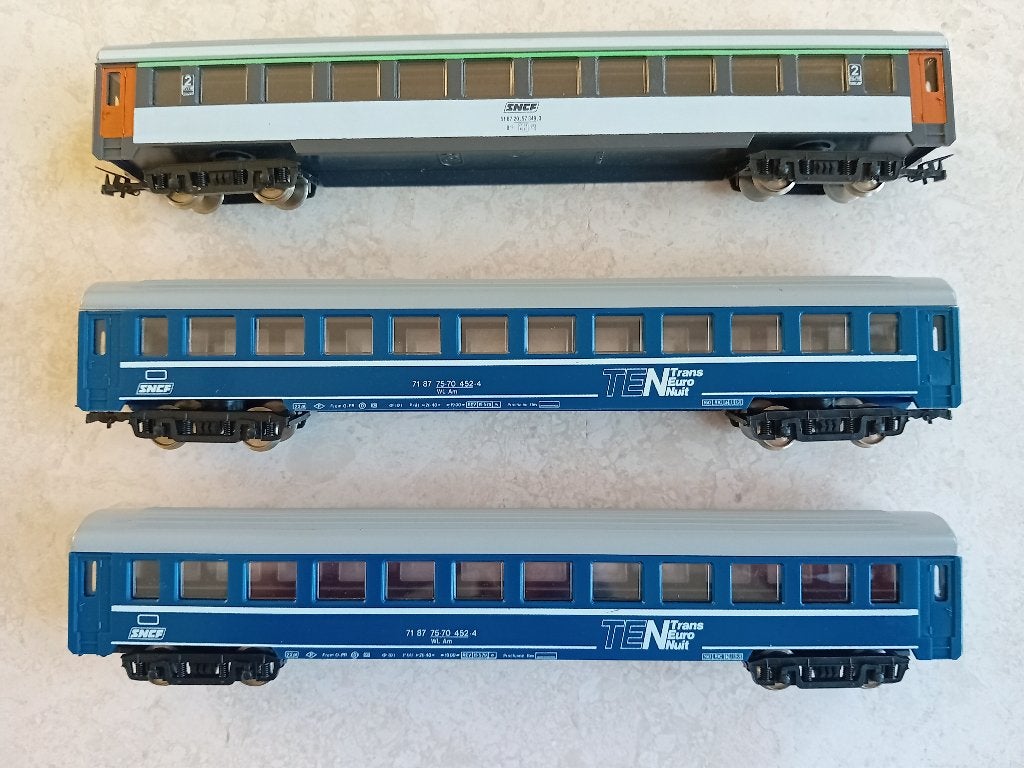H0#481 Fobbie rijtuigen 4110 4113, TEN, SNCF, in doos., Gebruikt, Gelijkstroom, Fleischmann, Wagon
