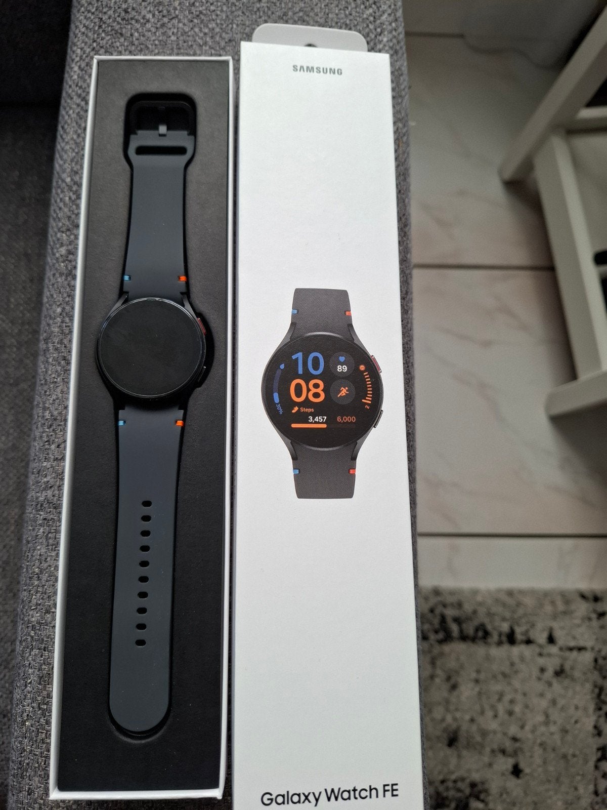 Samsung Galaxy watch FE, Ophalen, Conditie, Zwart, Zo goed als nieuw