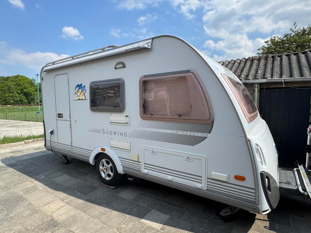 Prachtige Knaus 420 QD met Airco/ zakluifel en Mover, Dwarsbed, Treinzit, Particulier, Koelkast
