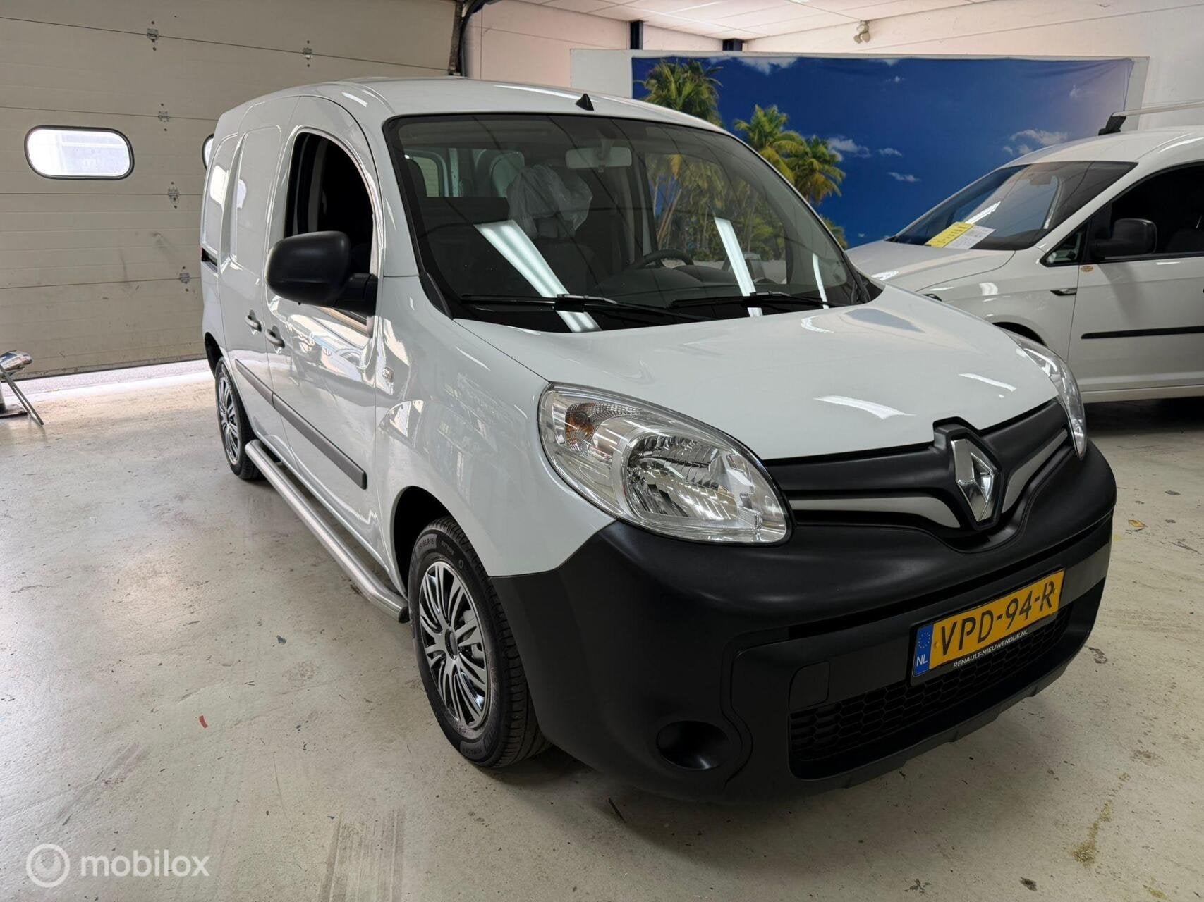 Renault Kangoo 1.5 Blue dCi 2 Schuideuren Airco, Auto's, Gebruikt, 4 cilinders, Renault, Wit