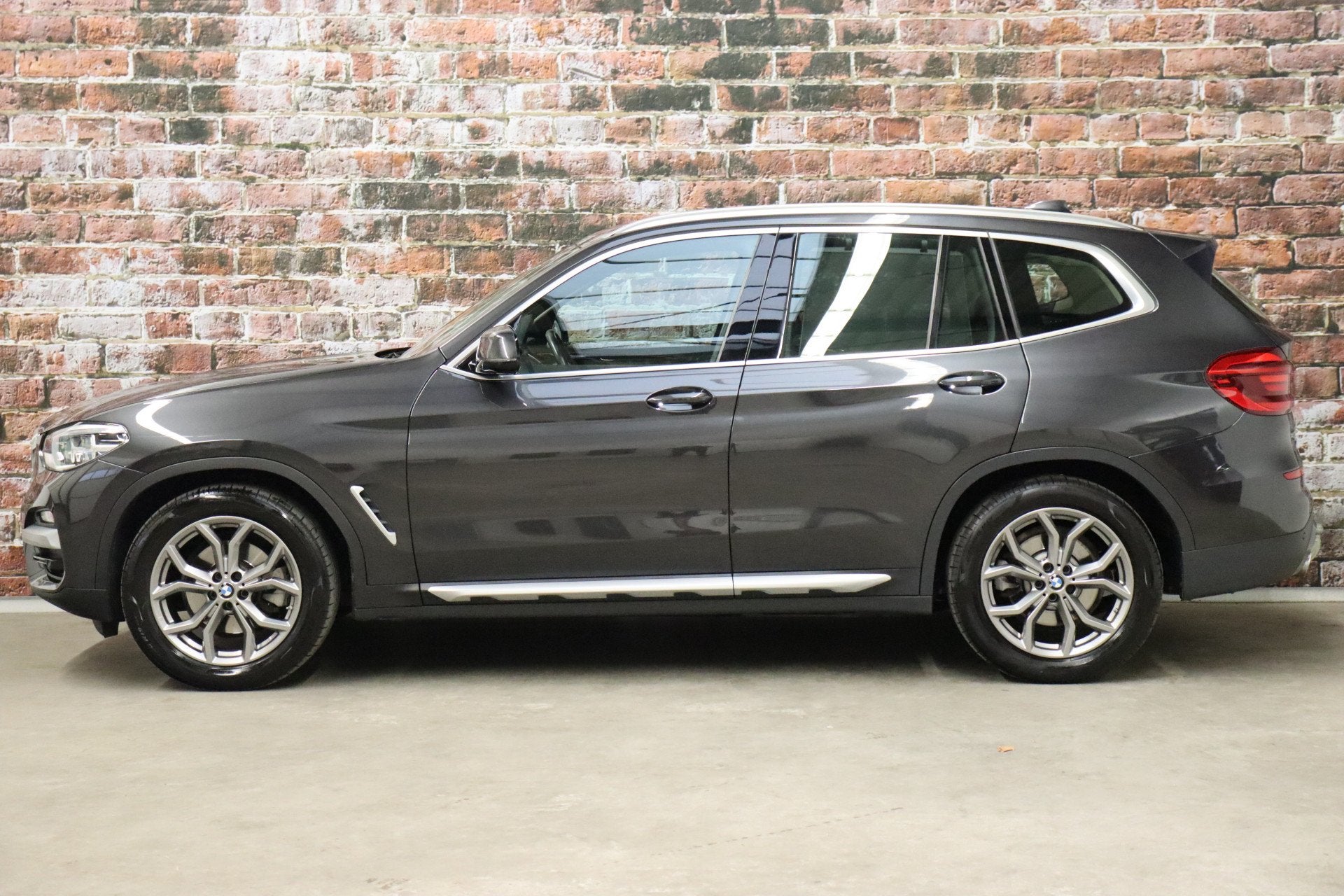 BMW X3 xDrive20i High Executive xLine Automaat / Navigatie P, Auto's, BMW, Automaat, 1998 cc, Gebruikt, 4 cilinders