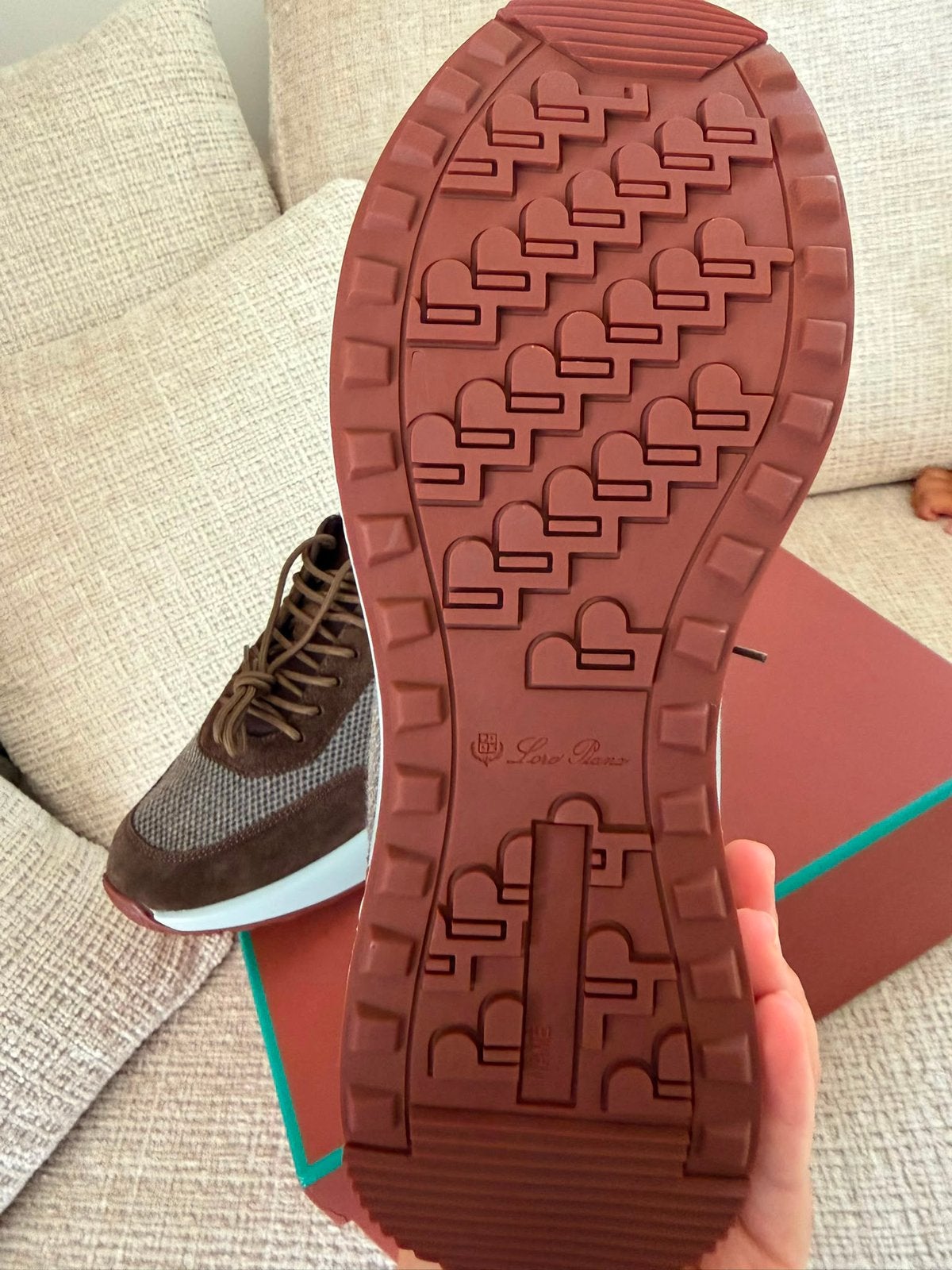 Loro piana weekend walk maat 42, Kleding | Dames, Schoenen, Ophalen of Verzenden, Zo goed als nieuw, Sneakers of Gympen