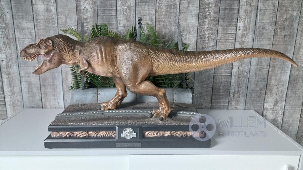 Jurassic Park T-Rex 1/15 Prime 1 Studio Dinosaurus beeld, Verzamelen, Ophalen, Zo goed als nieuw, Film, Beeldje, Replica of Model