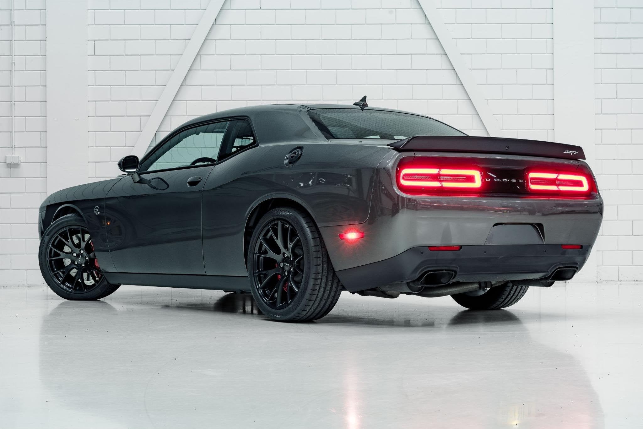 Dodge Challenger SRT Hellcat l 6.2 V8 715pk l Harman Kardon, Auto's, Automaat, Stof, Gebruikt, 717 pk
