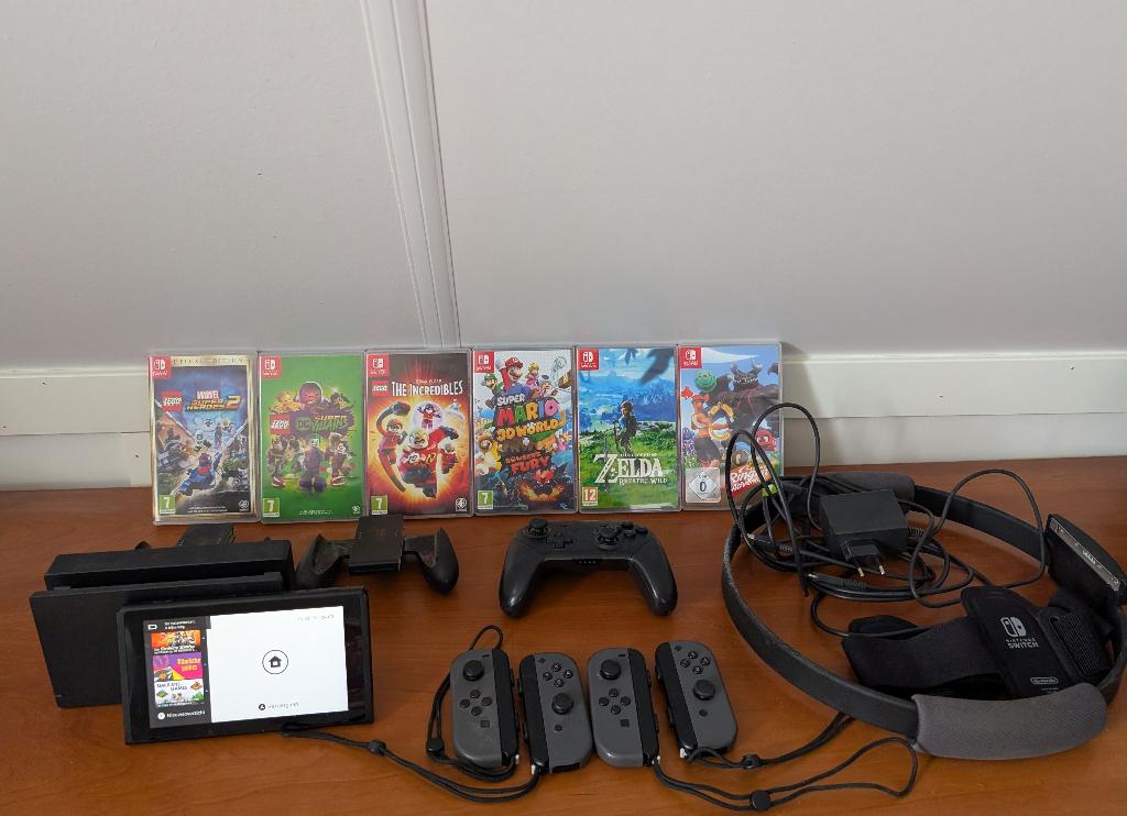 Nintendo Switch compleet – inclusief games & accessoires, Spelcomputers en Games, Ophalen, Met 2 controllers, Switch Original