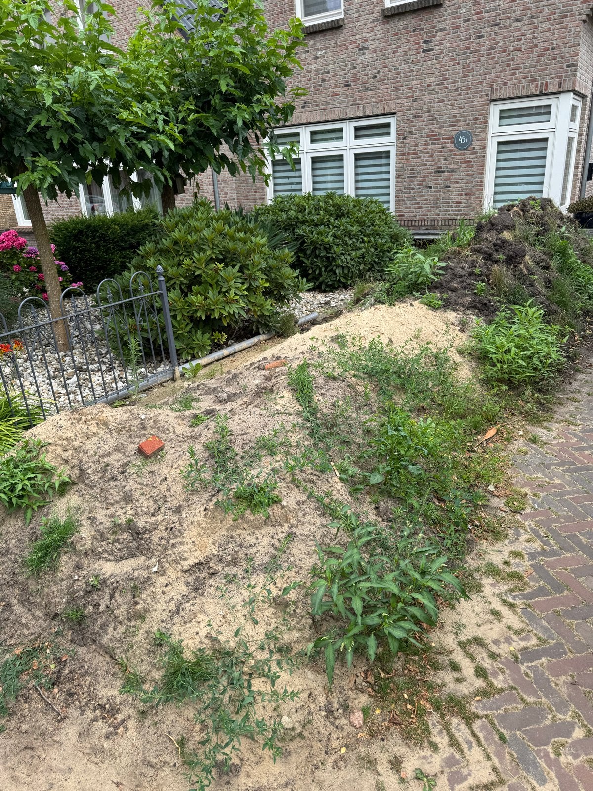 Gratis af te halen: Ophoogzand en tuinaarde, Tuin en Terras, Ophalen, Gebruikt, Ophoogzand