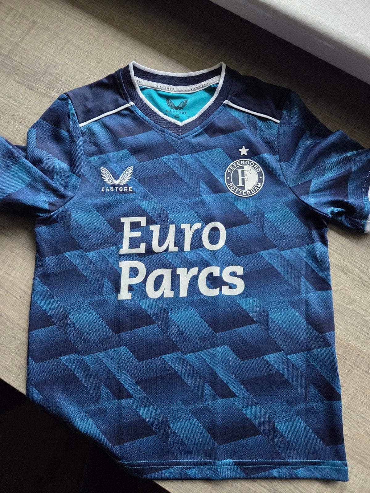 Feyenoord T-shirt - Uitshirt 2023/2024 - Maat 134CM (YS), Overige maten, Ophalen of Verzenden, Zo goed als nieuw, Blauw