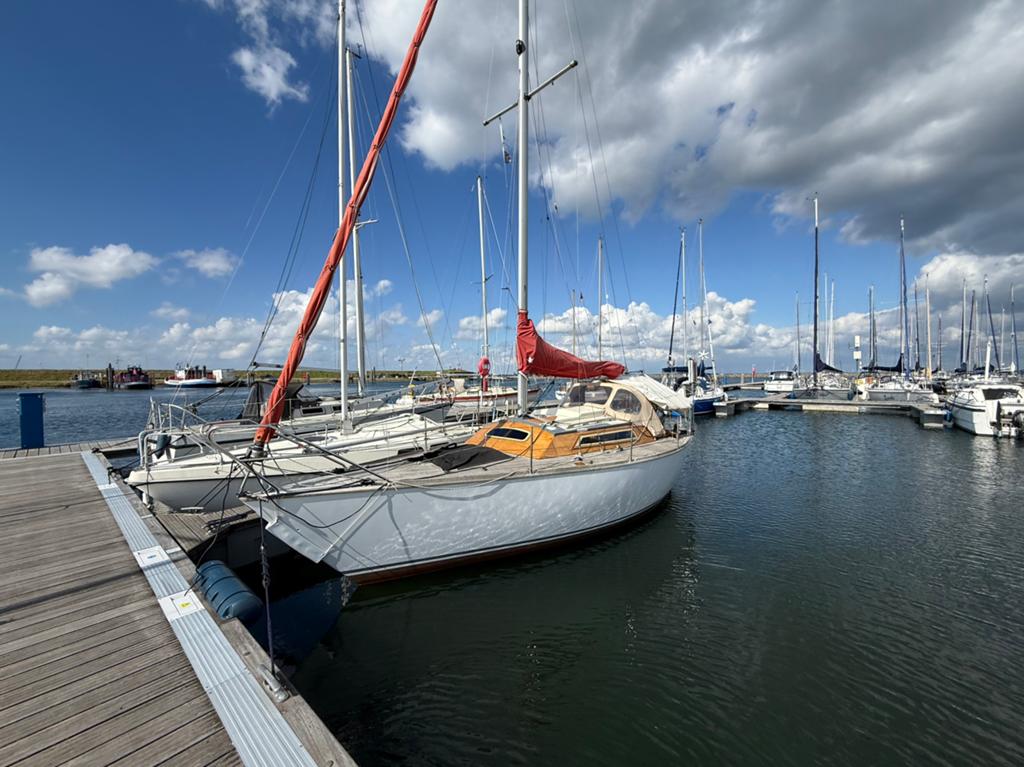 Strooker 800 | Snel en verrassend comfortabel zeilschip, Watersport en Boten, Overige merken, Binnenboordmotor, 1.80 meter, Diesel