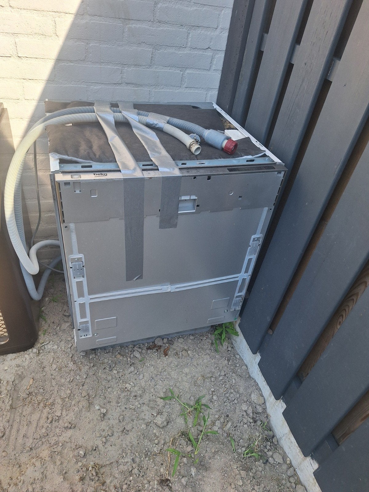 GRATIS Vaatwasser - vermoed waterslot defect, Ophalen, Inbouw, Minder dan 85 cm