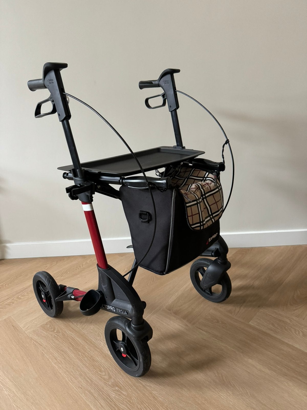 Rollator Topro Troja 2G M met dienblad, Ophalen, Lichtgewicht, Zo goed als nieuw