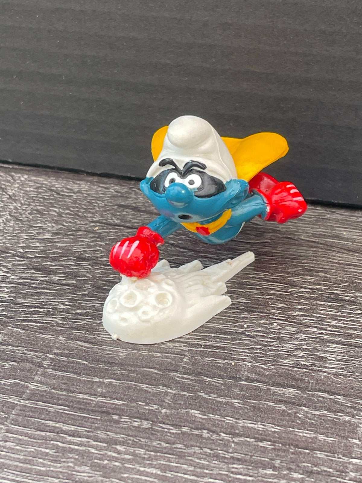 Super Smurf zeldzaam Figuur - Vintage Verzamelobject, Verzamelen, Smurfen, Ophalen of Verzenden, Gebruikt