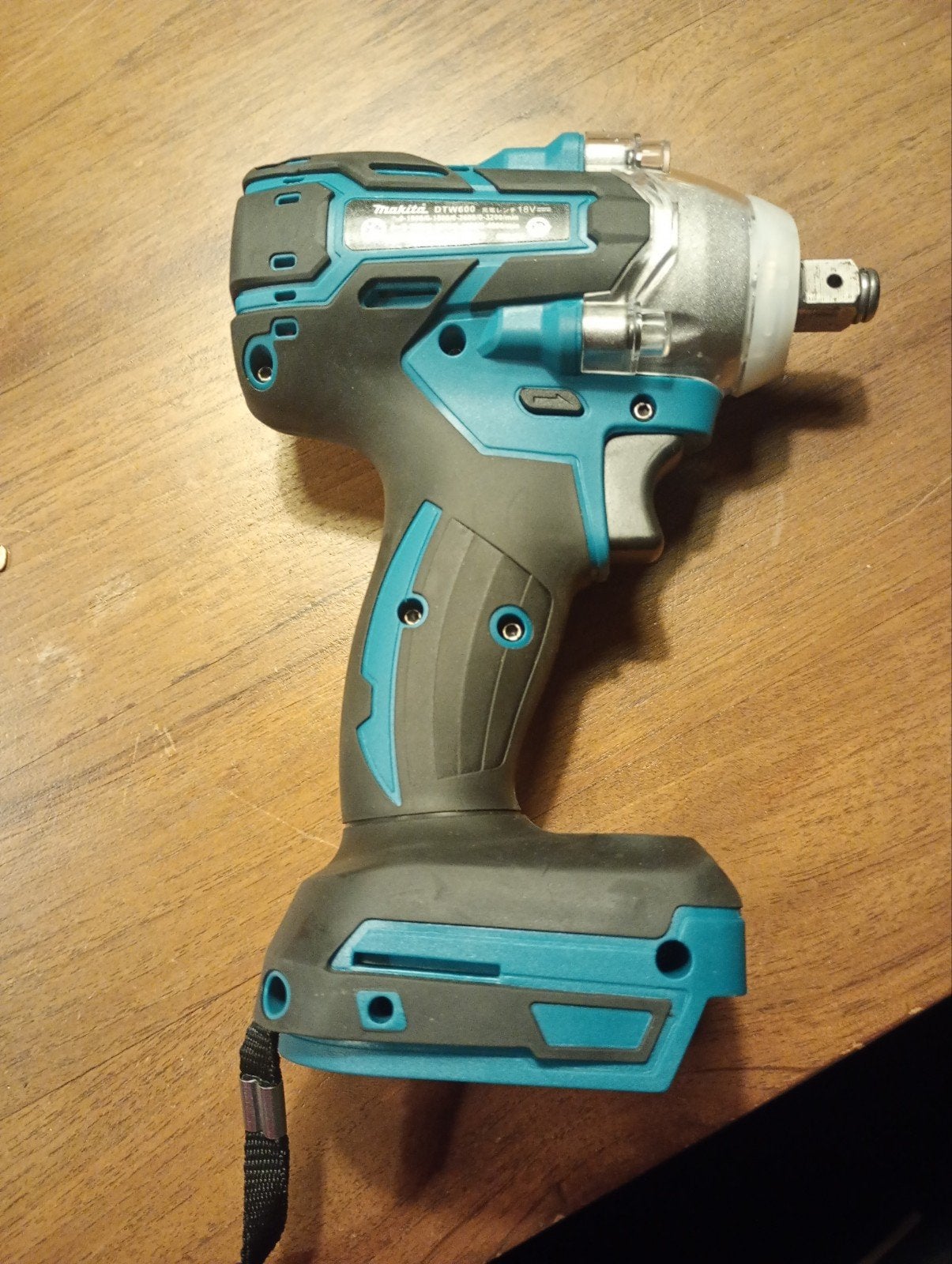 Makita DTW 600 Slagmoersleutel, Doe-het-zelf en Verbouw, Gereedschap | Boormachines, Ophalen of Verzenden, Overige typen