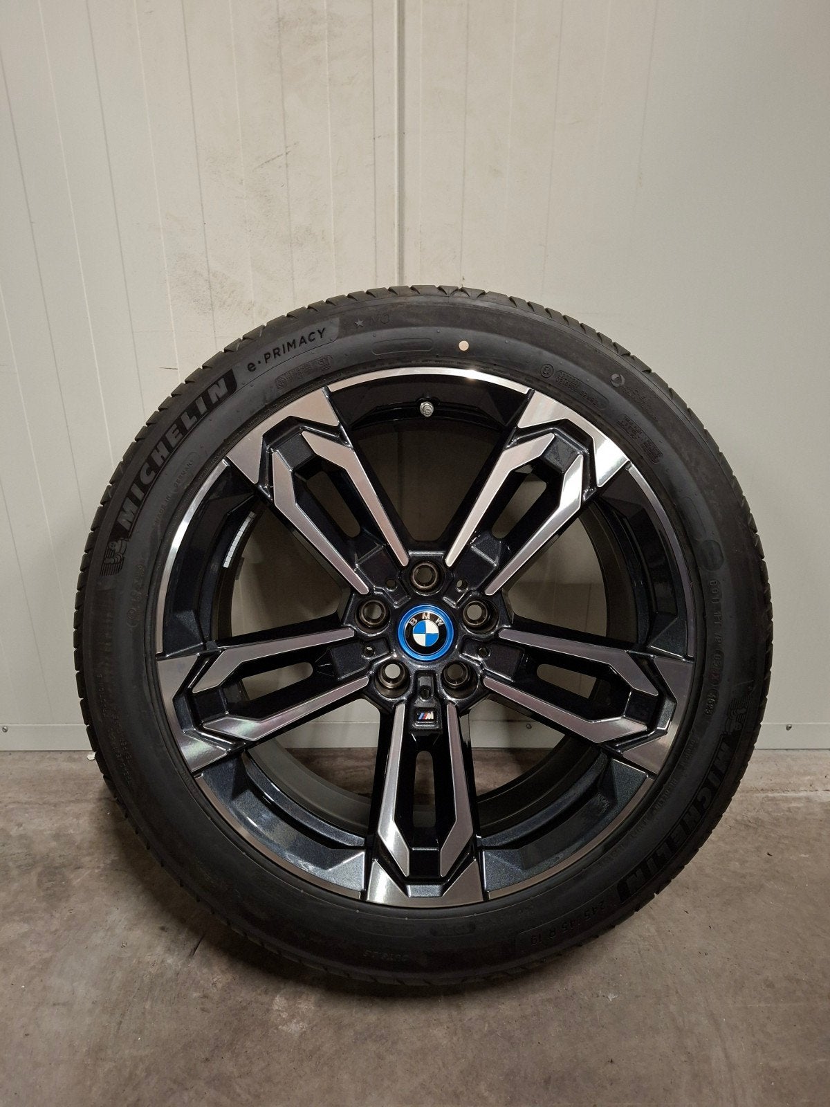 19' BMW X1 iX1 X2 iX2 Styling 871M met zomerbanden Nieuw, Auto-onderdelen, Banden en Velgen, 19 inch, 245 mm, Banden en Velgen