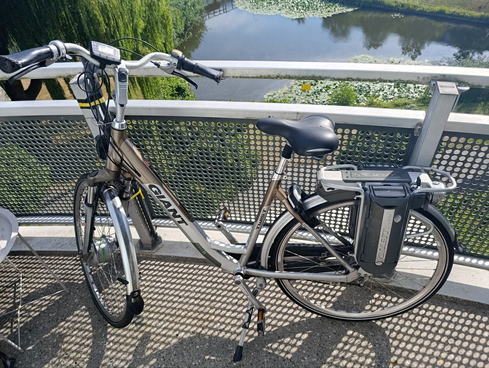 Giant Twist double accu with good batteries+other e bikes, Fietsen en Brommers, Elektrische fietsen, Ophalen, Giant, Zo goed als nieuw