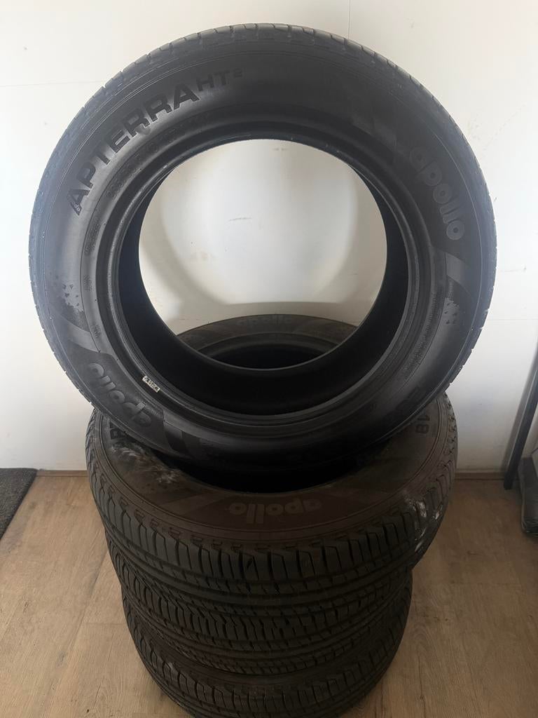Apollo zomer Banden 235/60 R18 107V, Auto-onderdelen, Banden en Velgen, 18 inch, Ophalen of Verzenden, 235 mm, Band(en)