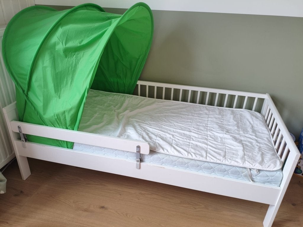 Ikea peuterbed incl. accessoires, Gebruikt, 70 tot 85 cm, 140 tot 160 cm, Ophalen