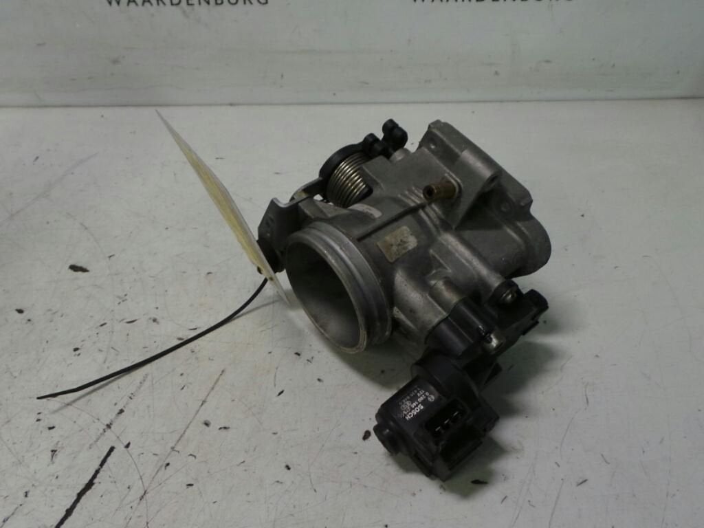 BMW 3 SERIES GASKLEPHUIS 2001, Ophalen of Verzenden, Gebruikt, Stiba lid