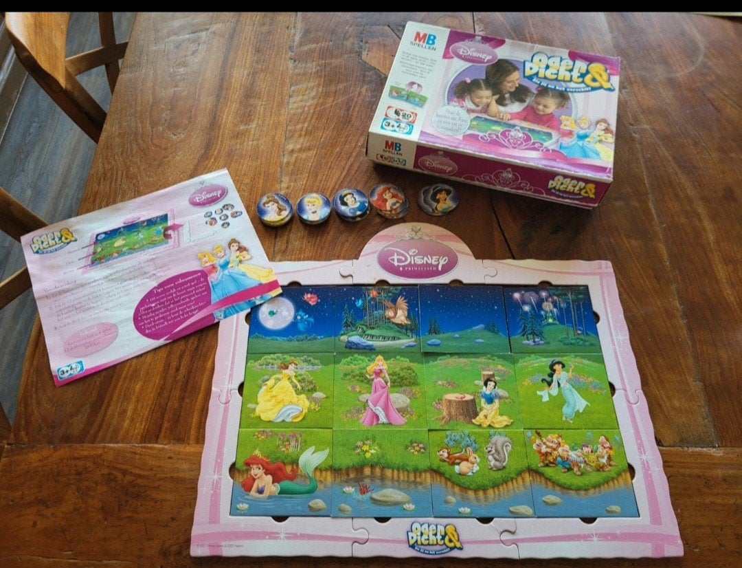 Ogen dicht, Disney versie, Een of twee spelers, Ophalen of Verzenden, Gebruikt, MB Spellen