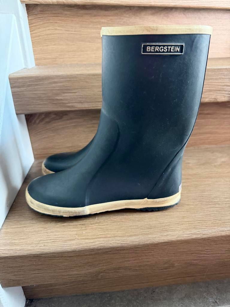Bergstein regenlaarzen maat 35 donkerblauw, Kinderen en Baby's, Kinderkleding | Schoenen en Sokken, Gebruikt, Jongen of Meisje