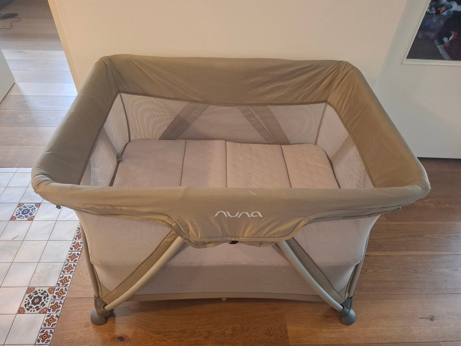 Nuna Sena campingbed, Ophalen, Gebruikt, Reisbedje