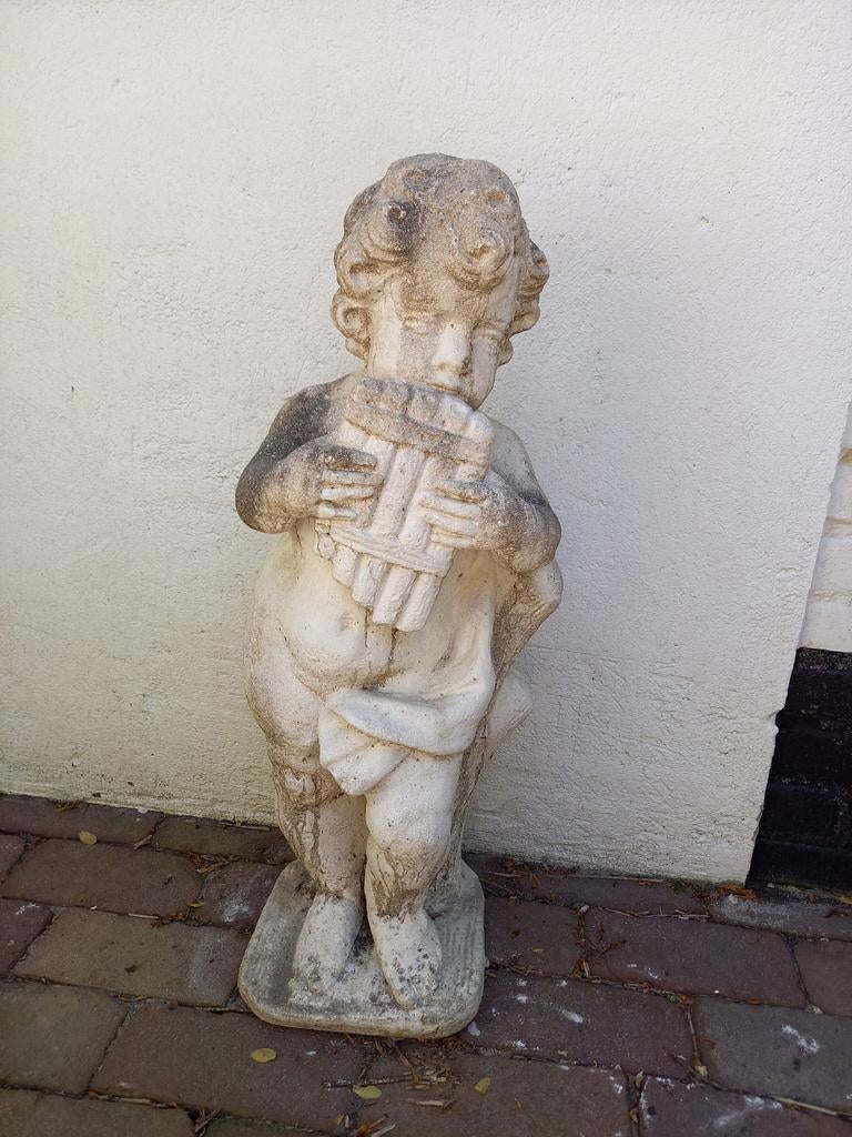 Tuinbeeld Putti met Fluit - 70 cm hoog, Tuin en Terras, Ophalen, Gebruikt, Beton, Engelenbeeld