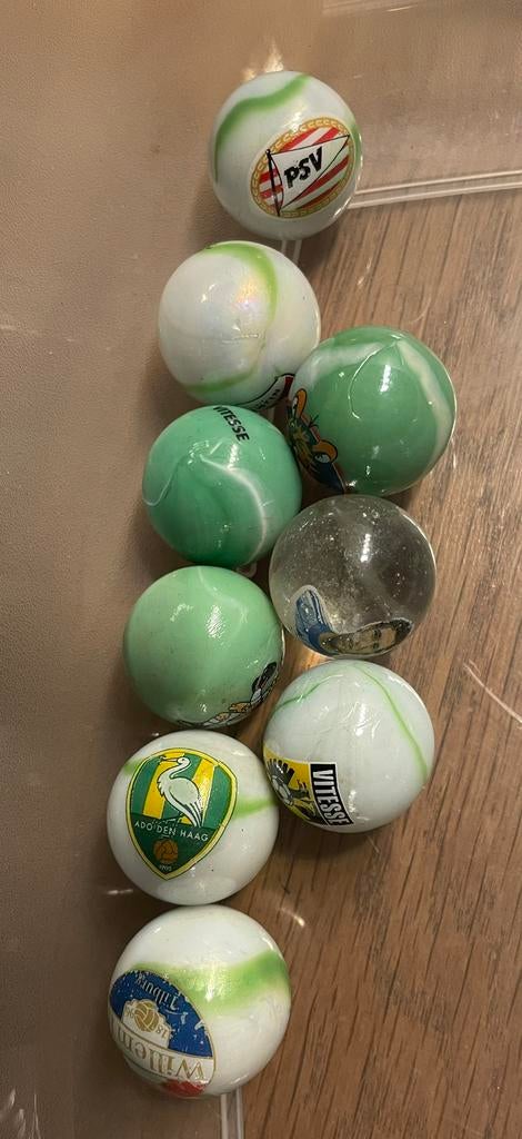 Set knikkers plus clubknallers 2012 voetbal samen 2 euro, Kinderen en Baby's, Ophalen of Verzenden