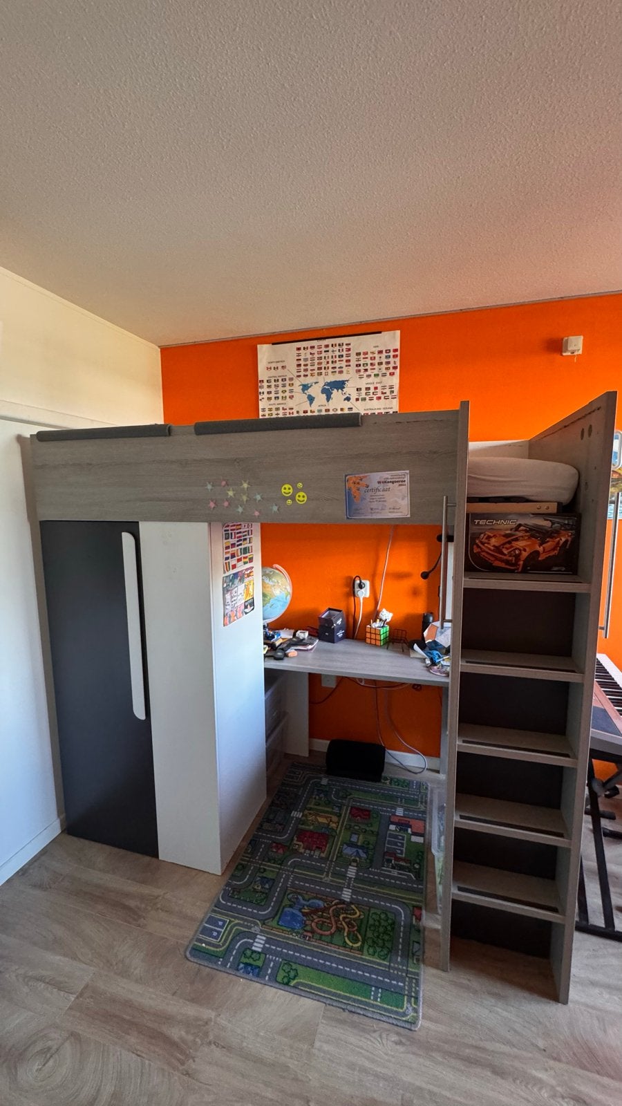 Hoogslaper Trasman met bureau en kledingkast - Grijs/Wit, Ophalen, Gebruikt, Eenpersoons, 200 cm