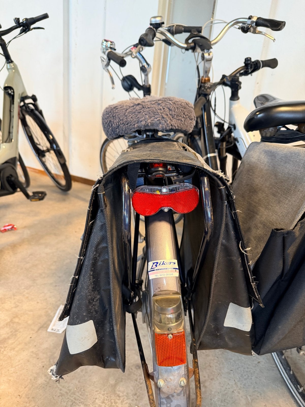 Union damesfiets met fietstassen en ringslot, Overige merken, Velgrem, Versnellingen, Ophalen of Verzenden
