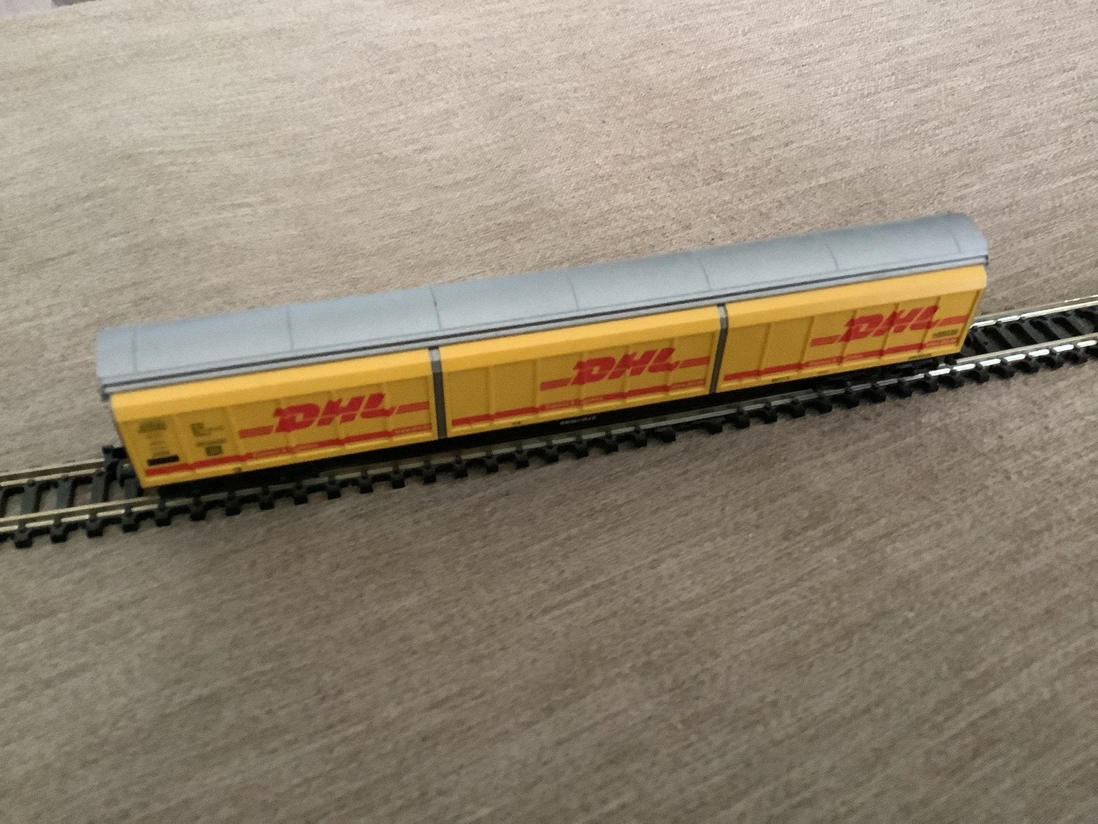Dhl post vervoer vaste prijs €17.50 n spoor, Overige merken, Gelijkstroom of Wisselstroom, Overige typen, Ophalen of Verzenden
