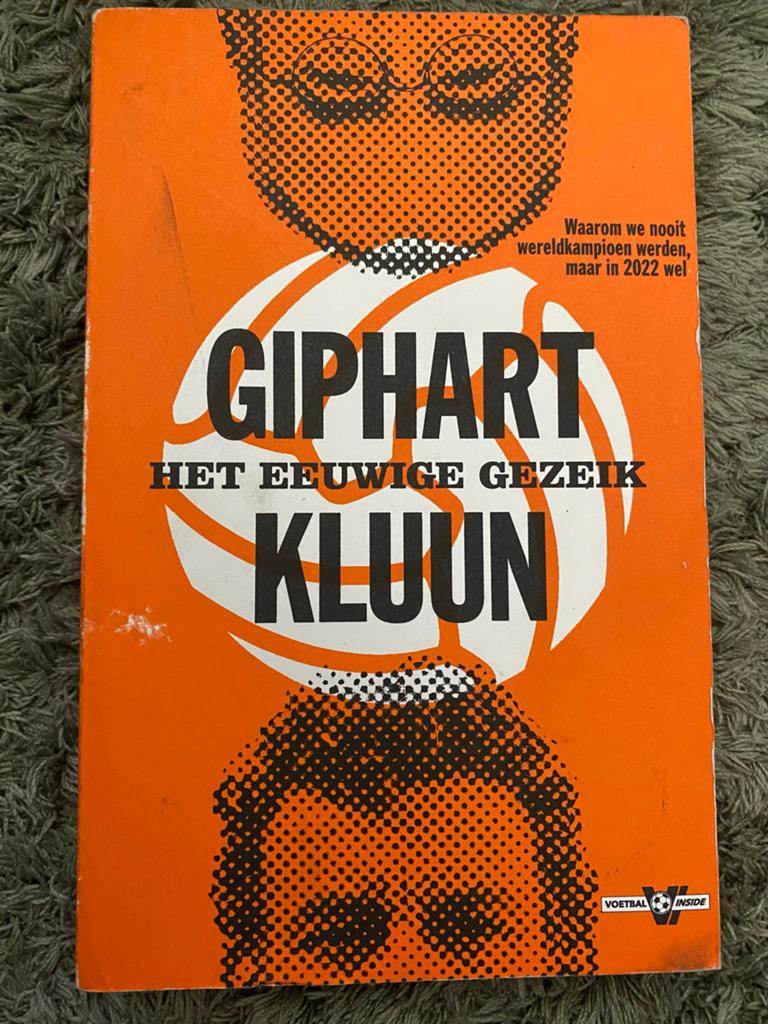 Giphart & Kluun - Het Eeuwige Gezeik (Voetbal Inside), Ophalen of Verzenden, Gelezen, Overige sporten