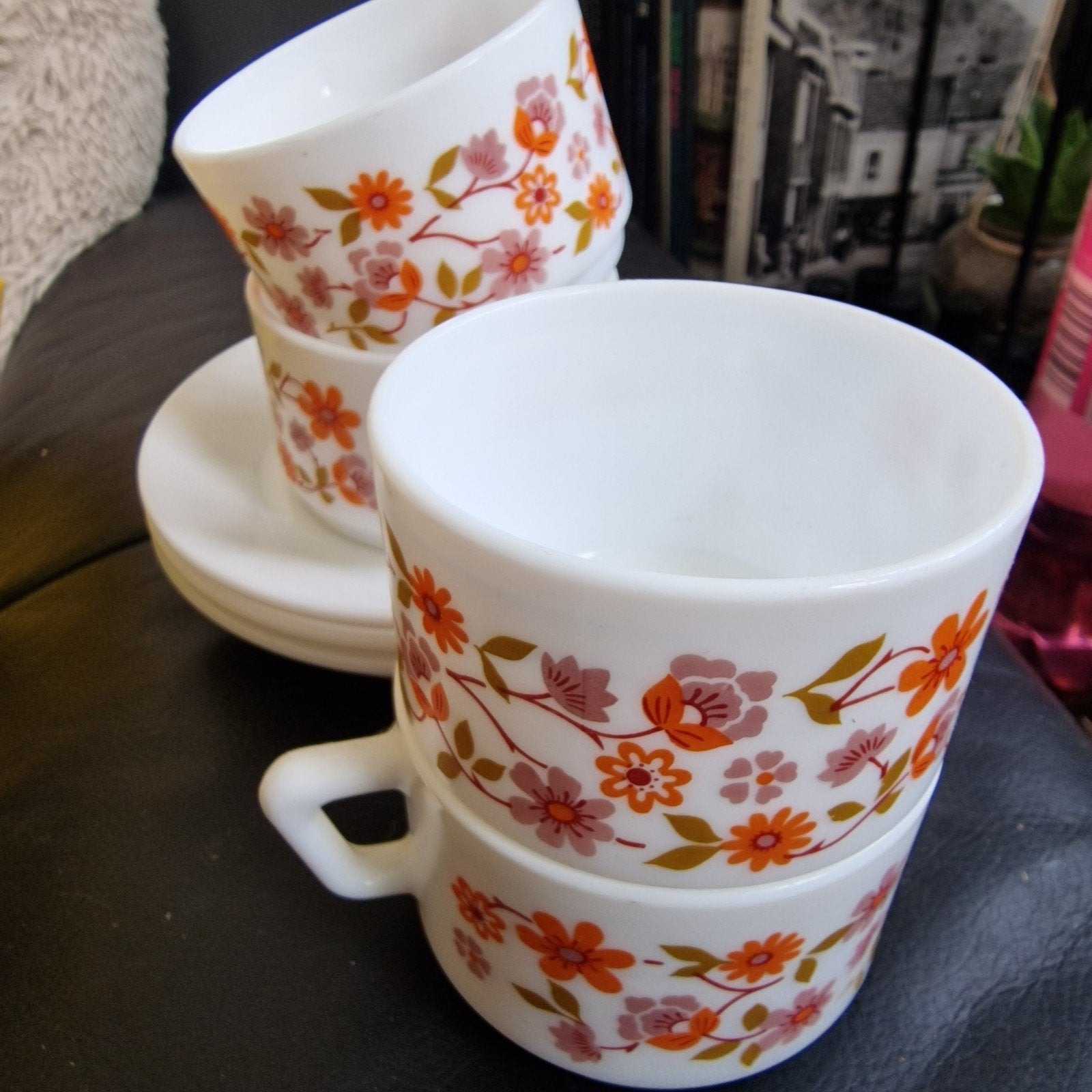 Vintage Opaline Kop en Schotel Set - Jaren '70 Bloemenprint, Ophalen of Verzenden