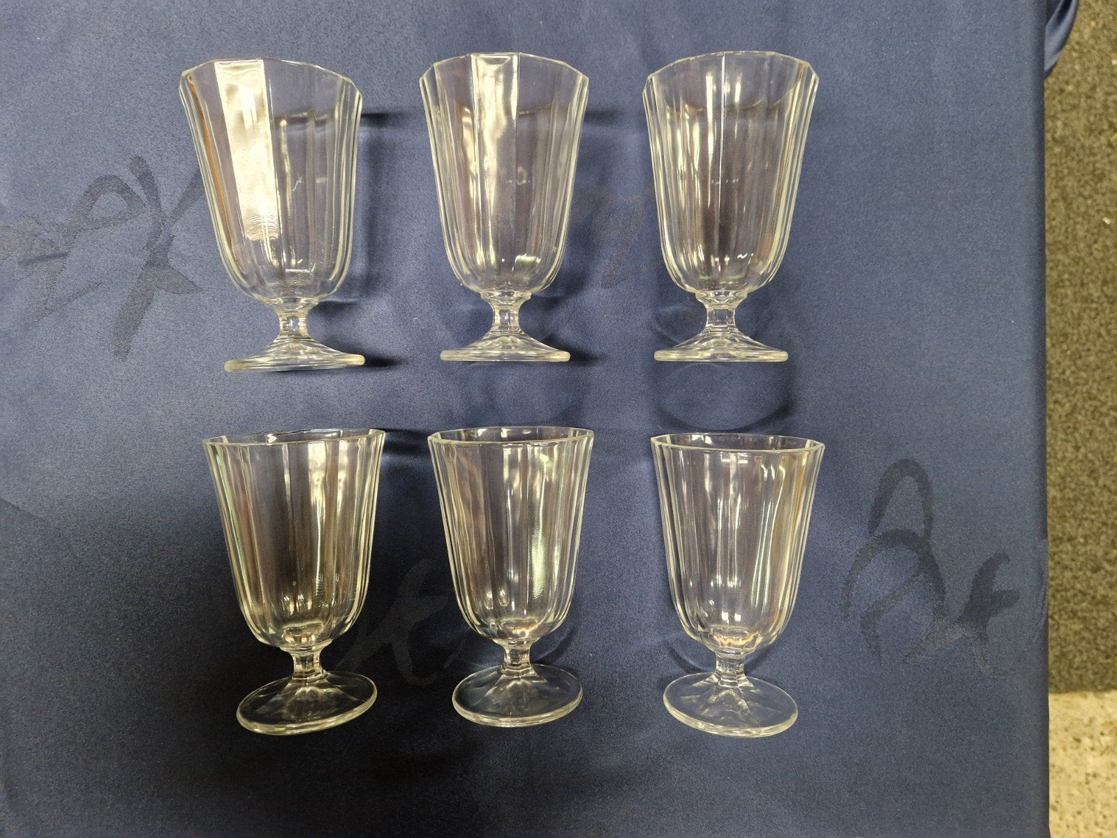 6 hoge ijscoupes, Ophalen of Verzenden, Zo goed als nieuw, Glas, Glas of Glazen
