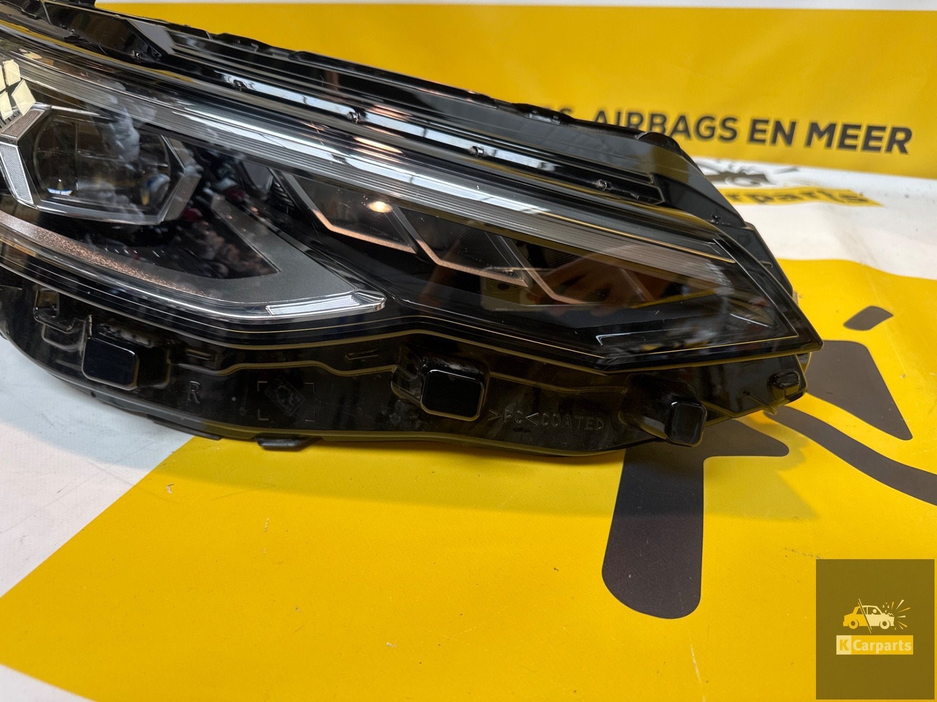 Vw Golf 8 Facelift koplamp rechts black Edition 5H1941036N, Info@fabrikant.eu, Ophalen of Verzenden, Fabrikant BV, Gebruikt