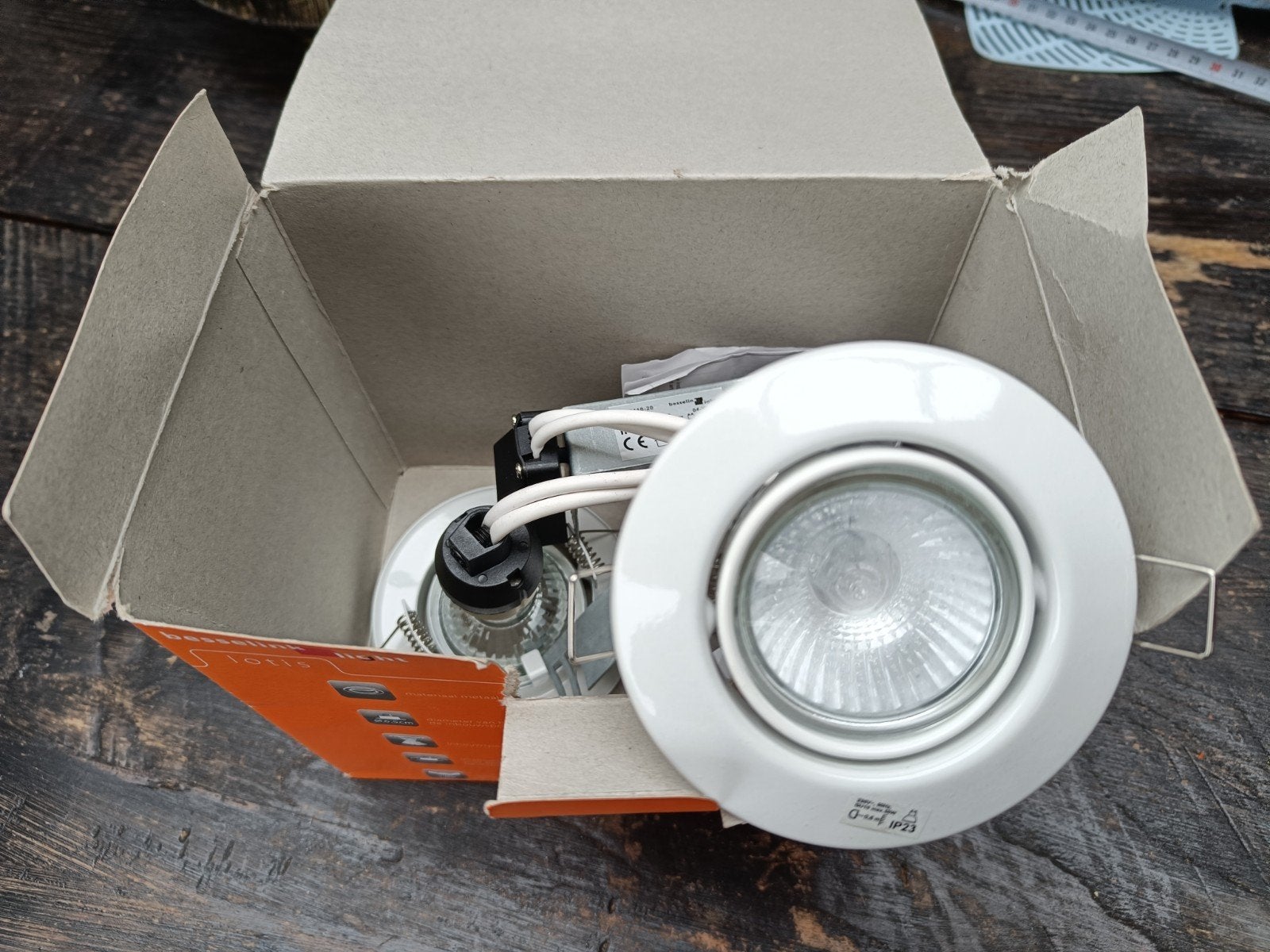2 Nieuwe Bessellink Inbouwspots 230V Halogeen 50W, Dimbaar, Halogeen, Overige merken, Nieuw