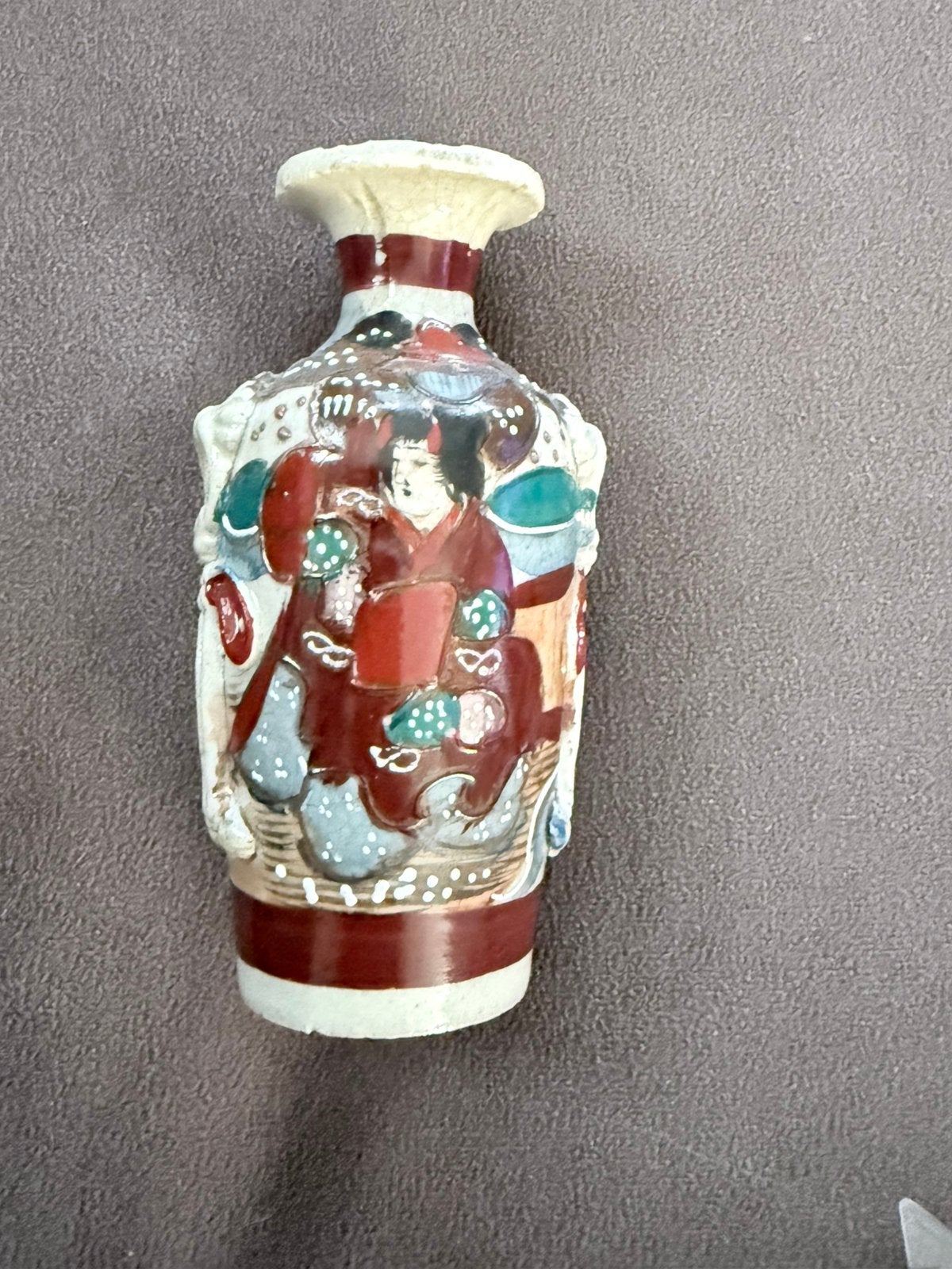 Antiek Japans Satsuma vaasje ca. 1890 Moriage reliëf, Antiek en Kunst, Ophalen of Verzenden