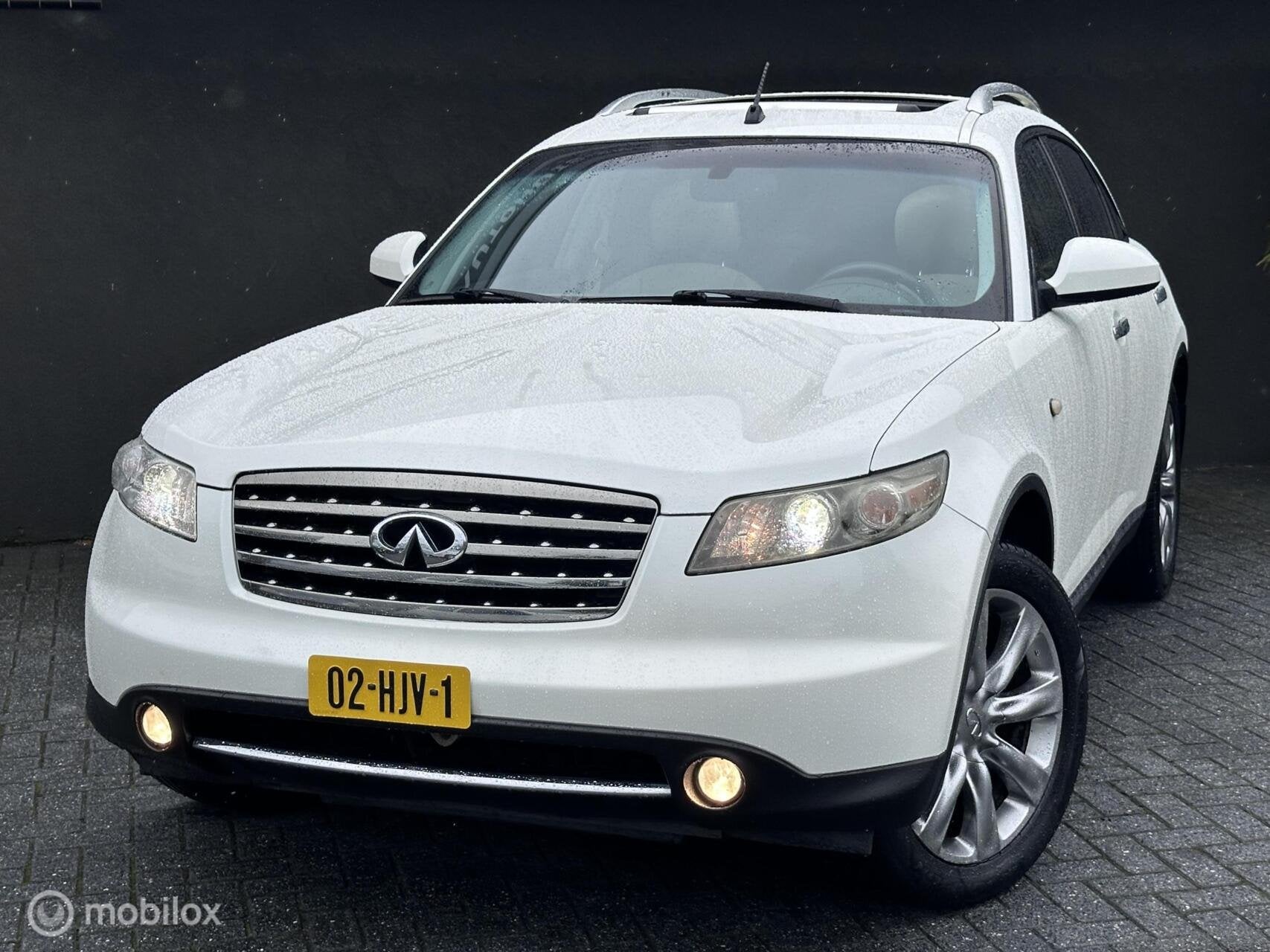 Infiniti FX35 3.5 V6 | 320 PK | Bose | Camera | Schuifdak |, Auto's, Automaat, Gebruikt, Wit, Bedrijf