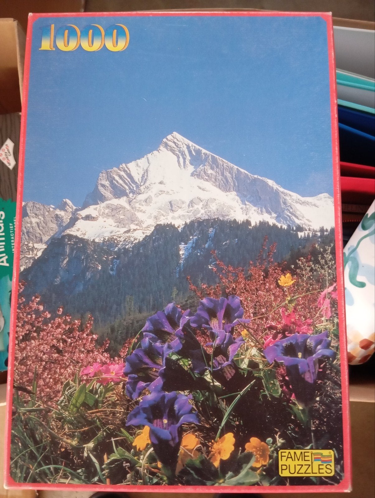 Fame Puzzles 1000 stukjes - Berglandschap met bloemen, Ophalen of Verzenden, Meer dan 50 stukjes, Gebruikt, 6 jaar of ouder