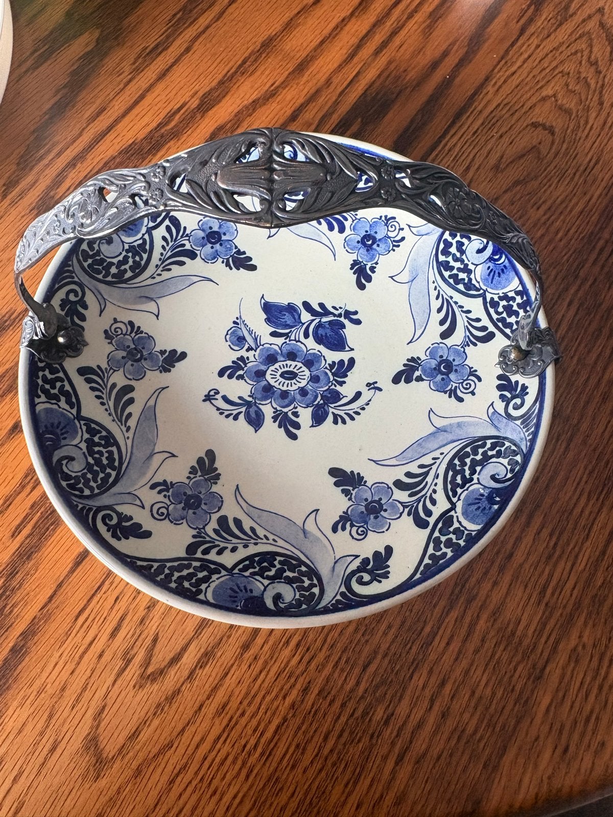 Antiek Delfts Blauw Bonbonschaaltje met Metalen Hengsel, Ophalen