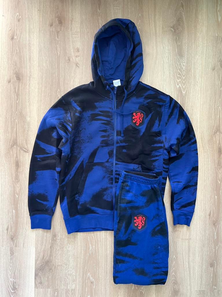 Nederlands elftal joggingpak Nike WK 2022 Maat S, Kleding | Heren, Sportkleding, Blauw, Ophalen of Verzenden, Zo goed als nieuw